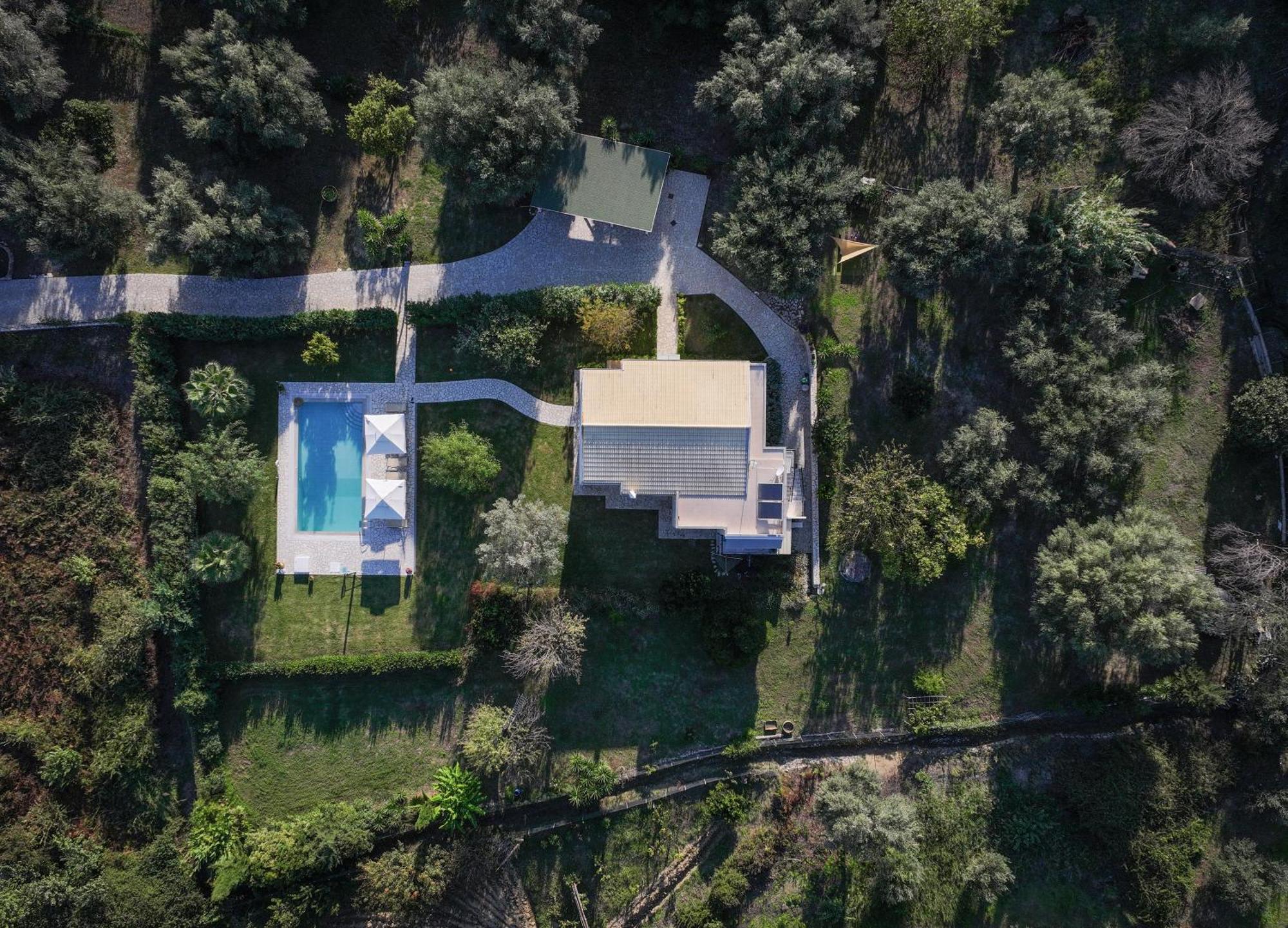 Villa Stefania อายีโอส เยออร์ยิโอส ปากอน ภายนอก รูปภาพ