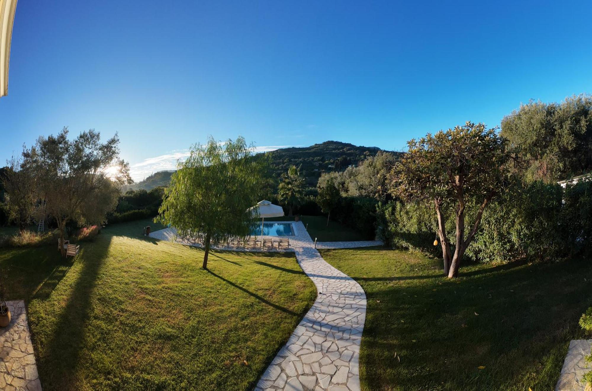 Villa Stefania อายีโอส เยออร์ยิโอส ปากอน ภายนอก รูปภาพ