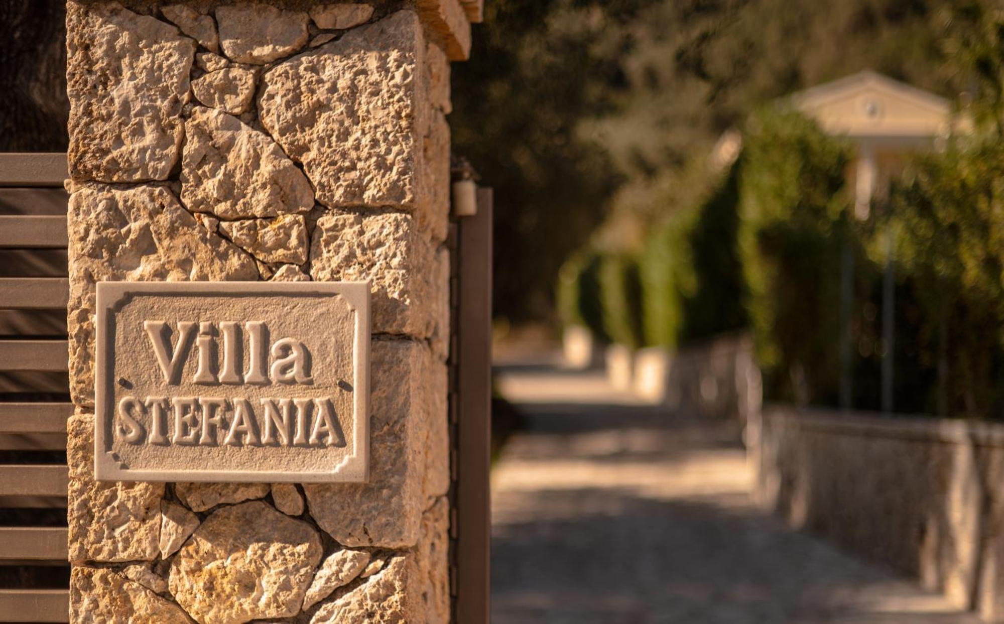 Villa Stefania อายีโอส เยออร์ยิโอส ปากอน ภายนอก รูปภาพ